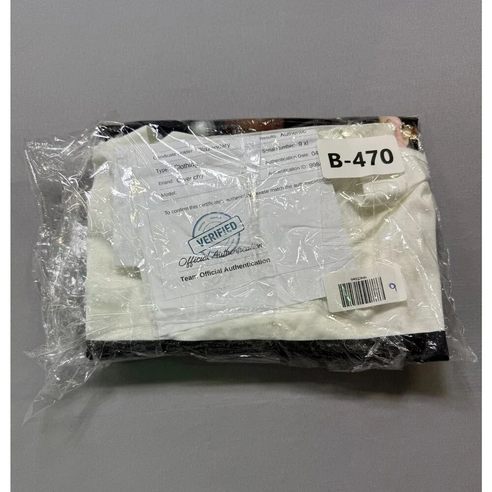 Givenchy Graphic Print Crew Neck T-Shirt Men's XL White Short Sleeve Casual Wear - Picture 7 of 7